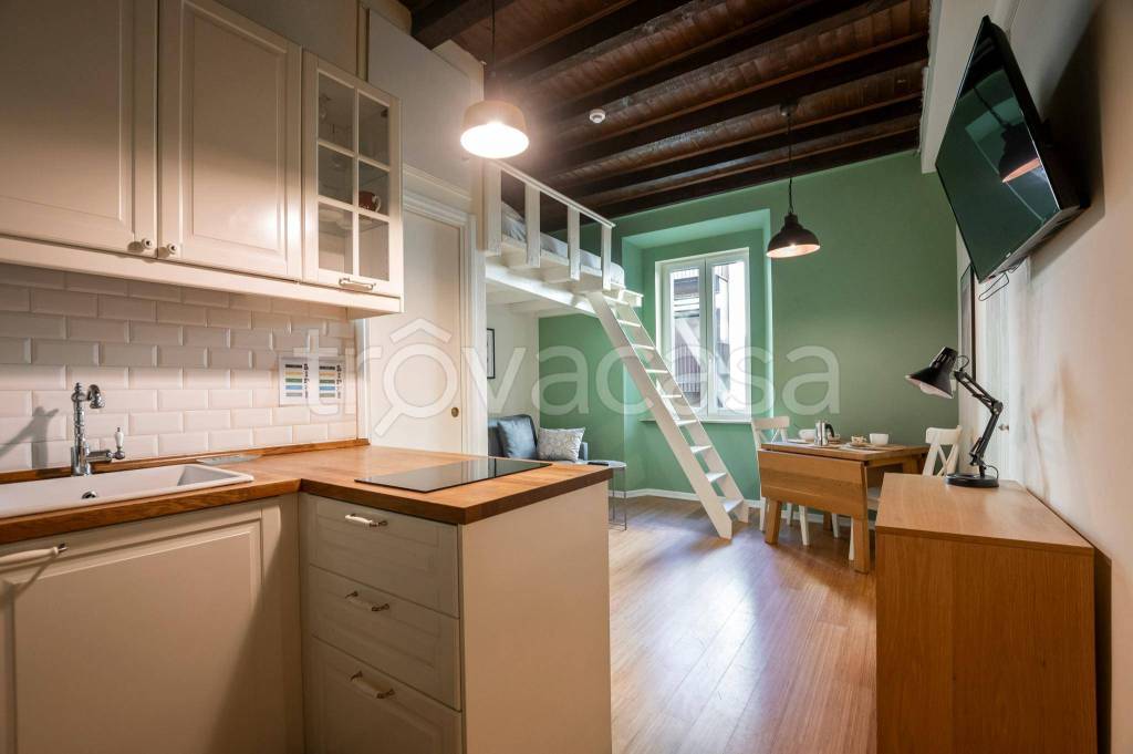 appartamento in affitto a Milano in zona Bocconi