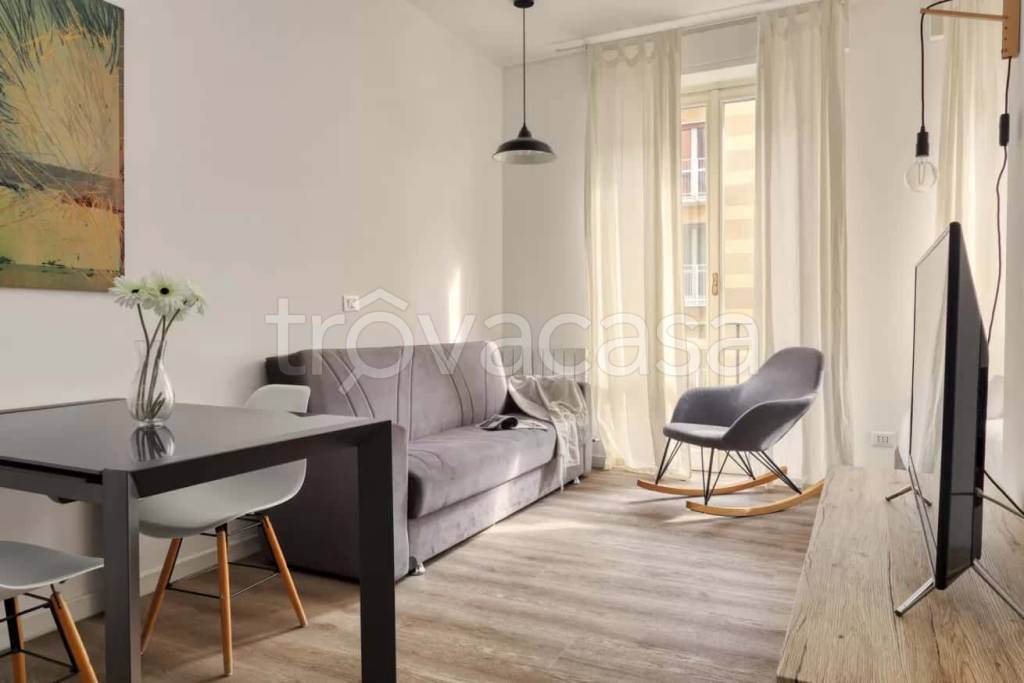 appartamento in affitto a Milano in zona Sant'Ambrogio