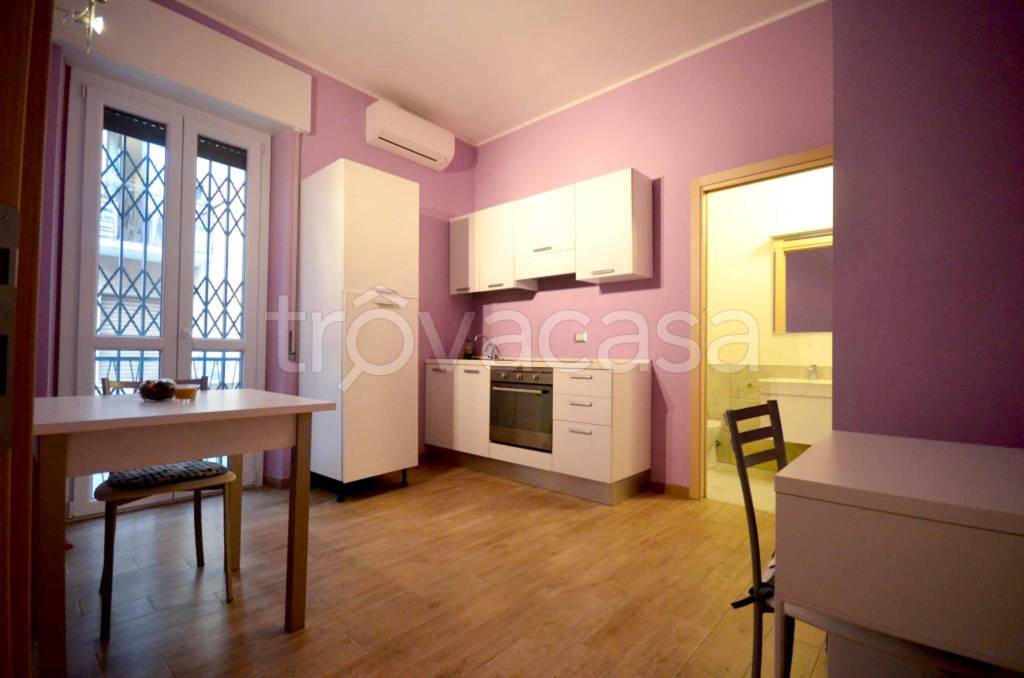 appartamento in affitto a Milano in zona Famagosta