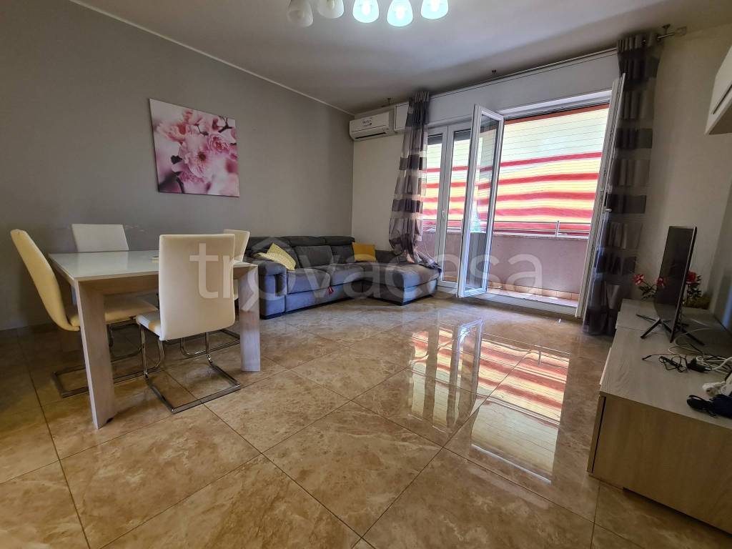 appartamento in affitto a Milano in zona Gallaratese