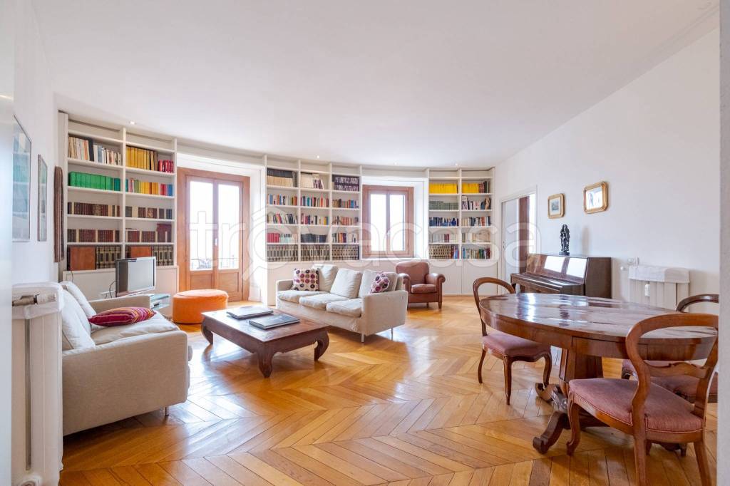 appartamento in affitto a Milano in zona Porta Genova