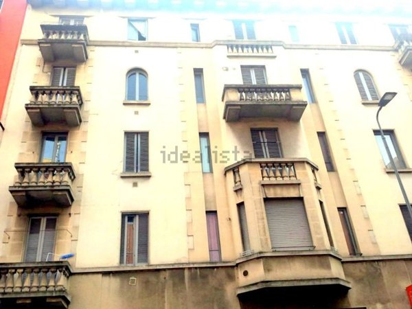 appartamento in affitto a Milano in zona Forze Armate