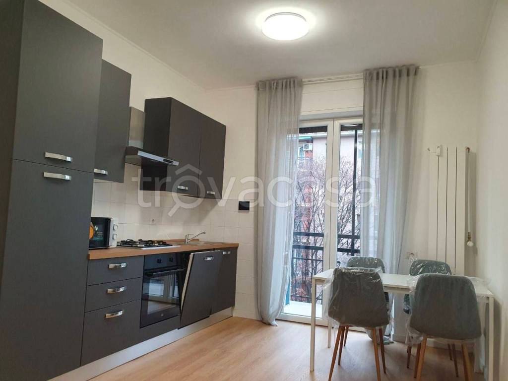 appartamento in affitto a Milano in zona Famagosta