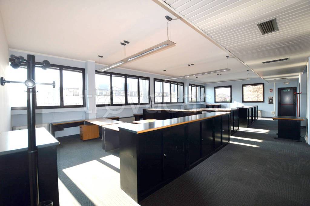 ufficio in affitto a Milano in zona Vigentino