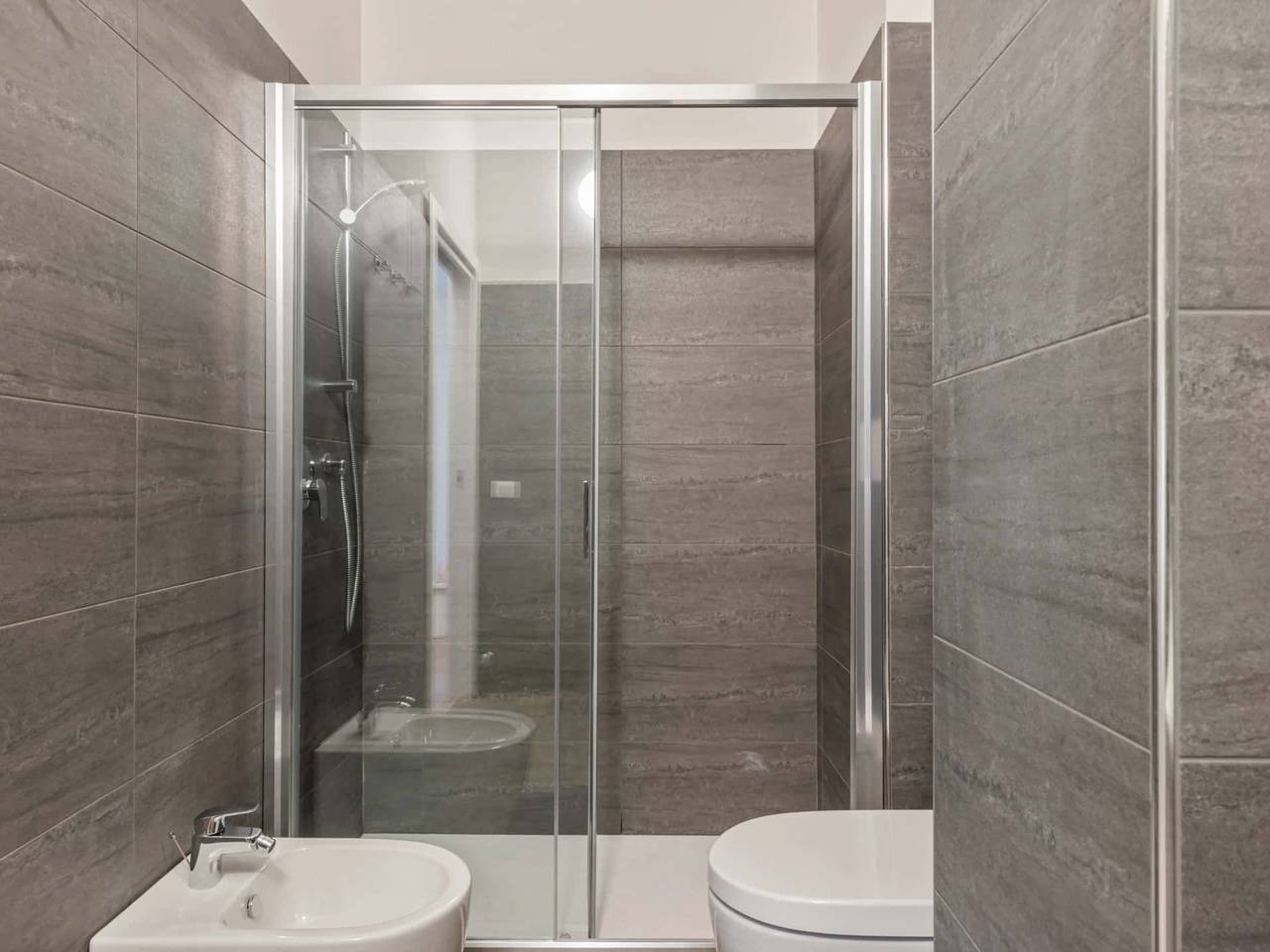 appartamento in affitto a Milano in zona Guastalla