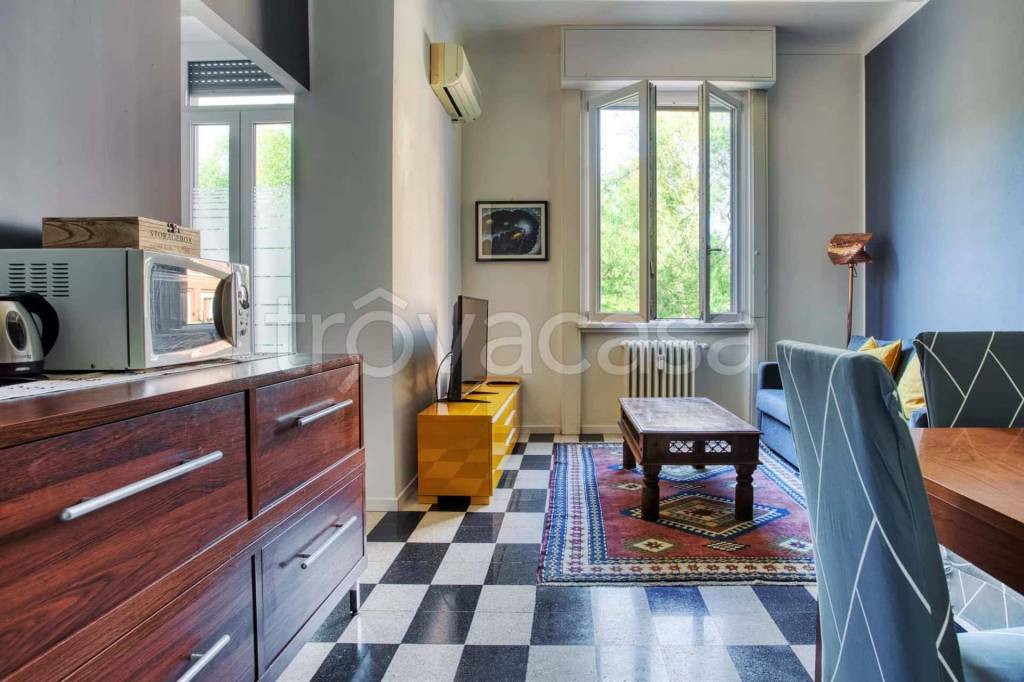 appartamento in affitto a Milano in zona Porta Genova