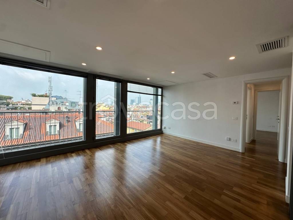 appartamento in affitto a Milano in zona Cadorna