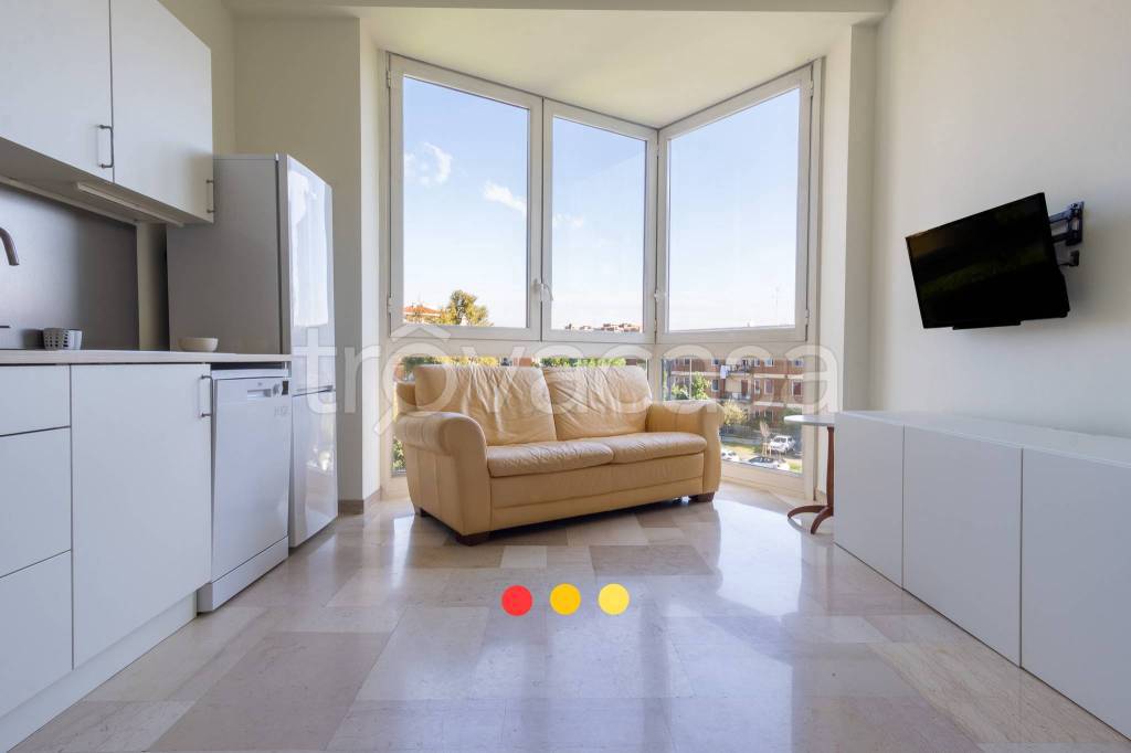 appartamento in affitto a Milano in zona Baggio