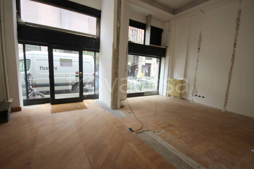 negozio in affitto a Milano