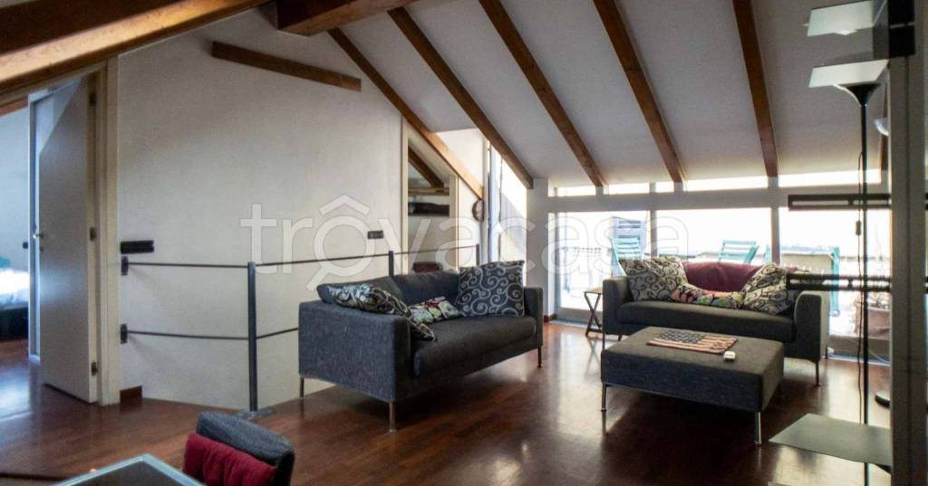 appartamento in affitto a Milano in zona Bocconi