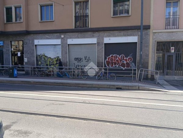 negozio in affitto a Milano in zona Vigentino