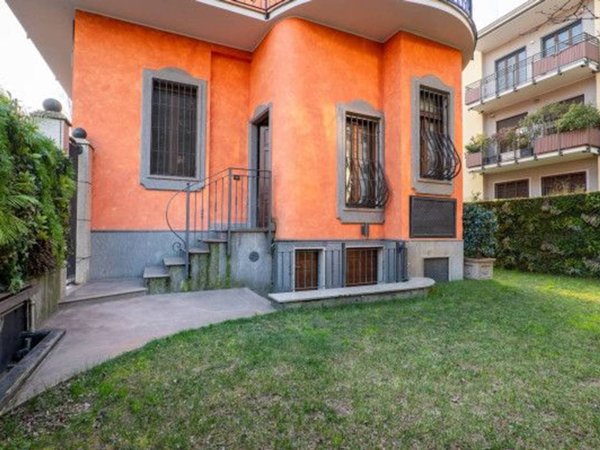 casa indipendente in affitto a Milano