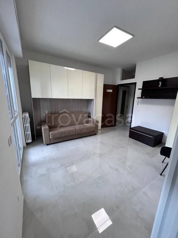 appartamento in affitto a Milano in zona Baggio