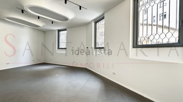 locale commerciale in affitto a Milano