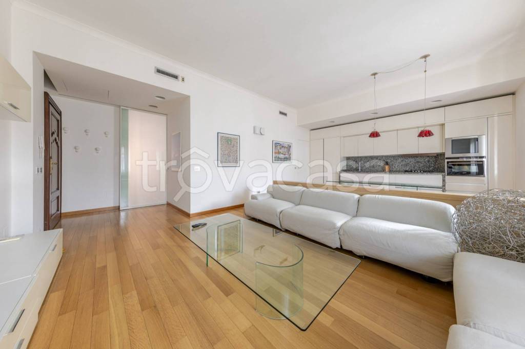 appartamento in affitto a Milano