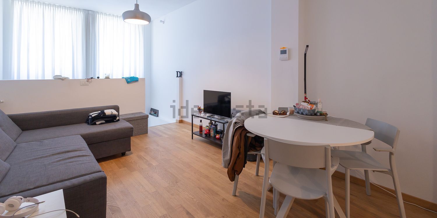 appartamento in affitto a Milano in zona Lorenteggio