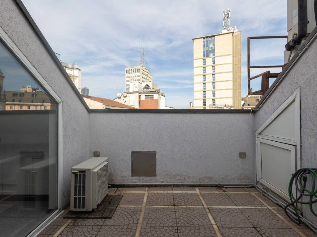 appartamento in affitto a Milano in zona Porta Nuova