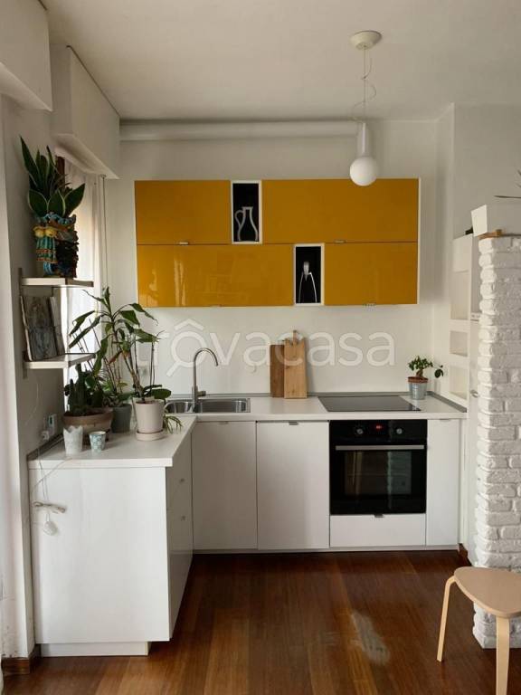 appartamento in affitto a Milano in zona Piazzale Lodi