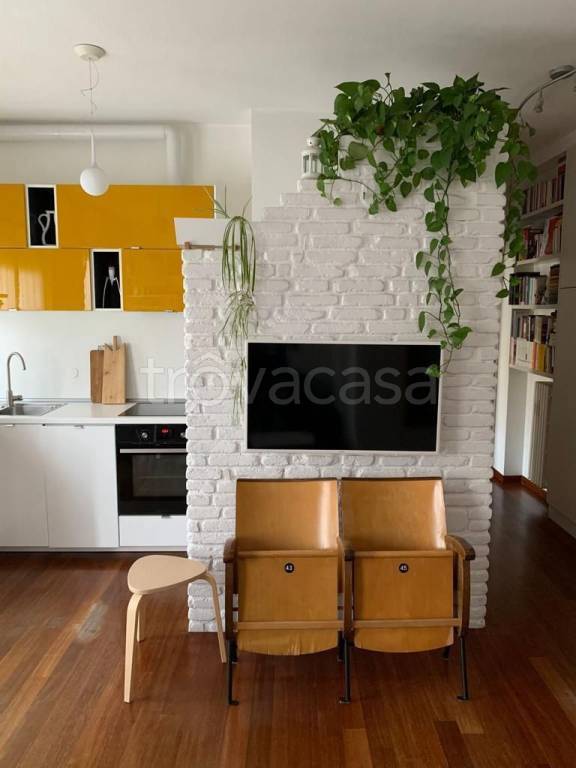 appartamento in affitto a Milano in zona Piazzale Lodi