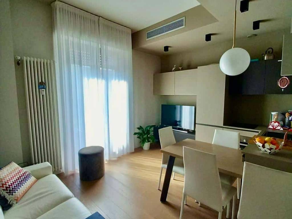 appartamento in affitto a Milano in zona Porta Nuova