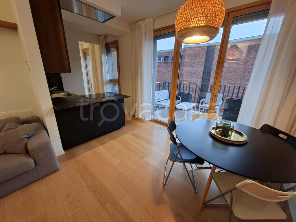 appartamento in affitto a Milano