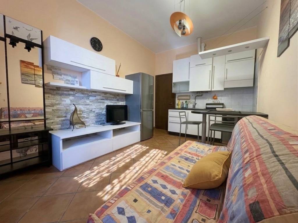 appartamento in affitto a Milano in zona Famagosta