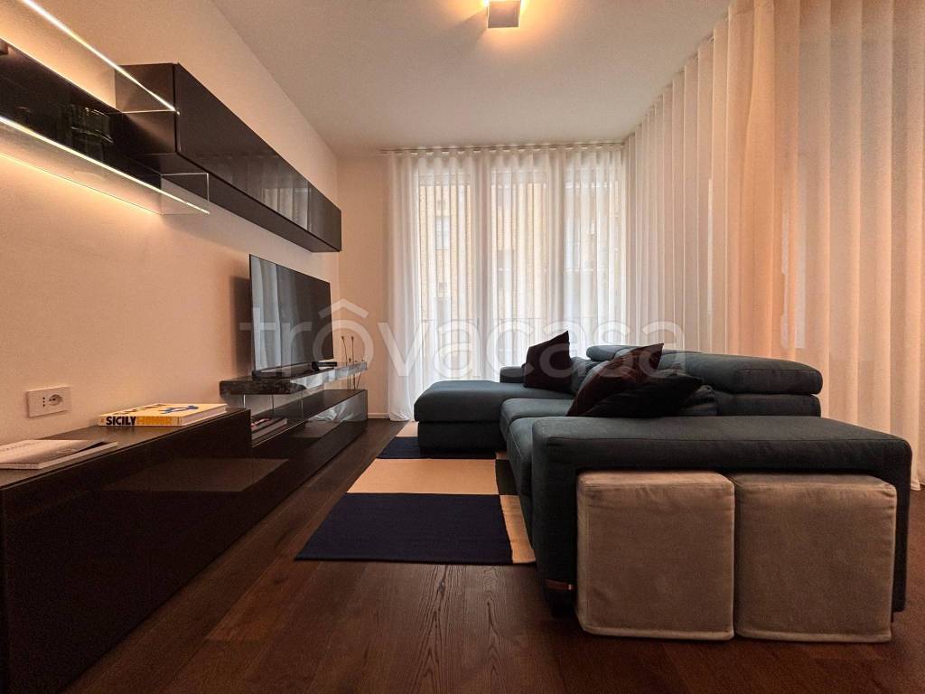 appartamento in affitto a Milano in zona Guastalla