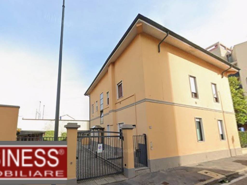 appartamento in affitto a Milano in zona Segnano