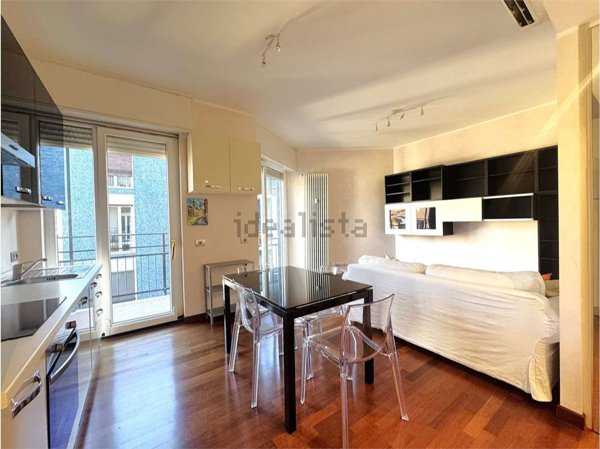 appartamento in affitto a Milano in zona Lorenteggio