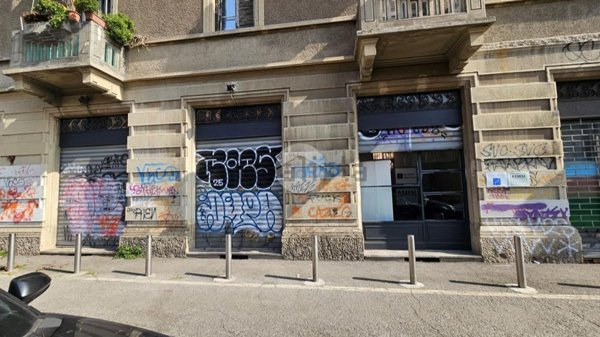 locale commerciale in affitto a Milano in zona Porta Genova
