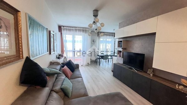 appartamento in affitto a Milano in zona Famagosta