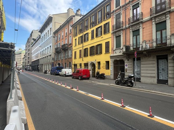 locale commerciale in affitto a Milano