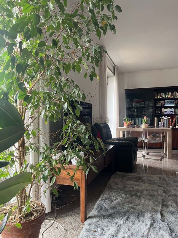 appartamento in affitto a Milano in zona QT8