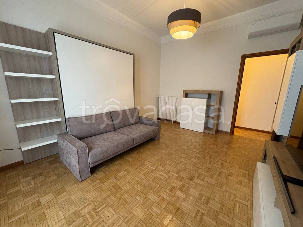 appartamento in affitto a Milano in zona Porta Nuova