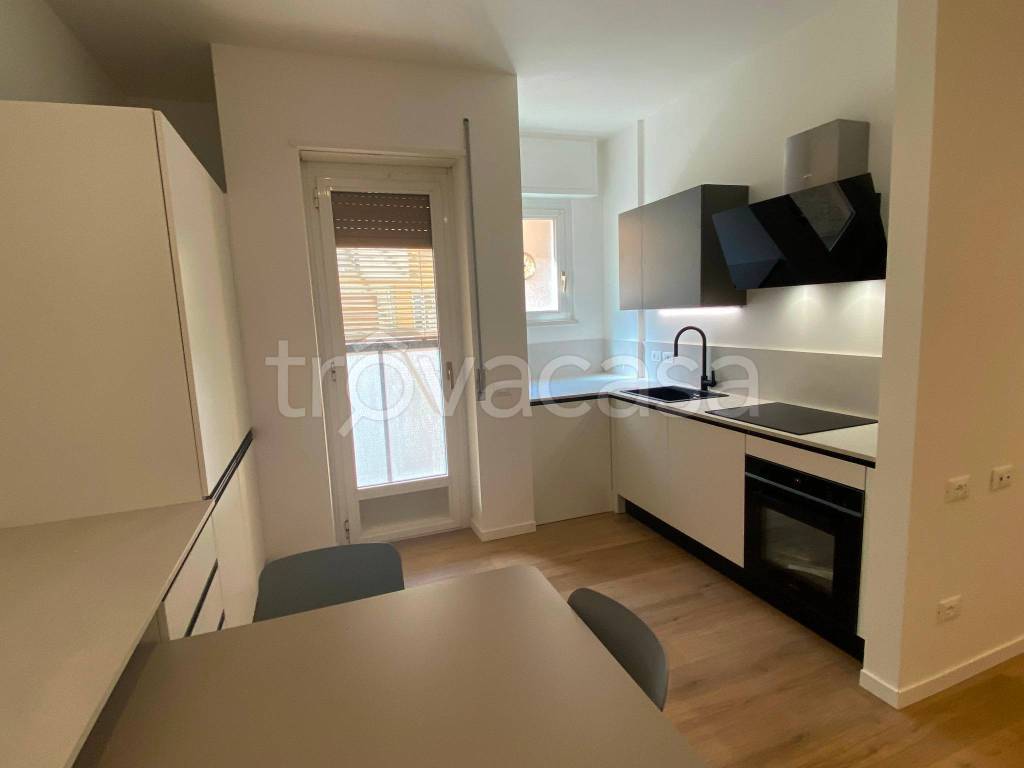 appartamento in affitto a Milano in zona Sempione