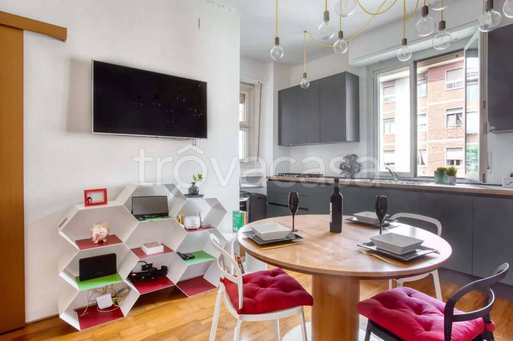 appartamento in affitto a Milano in zona Corvetto