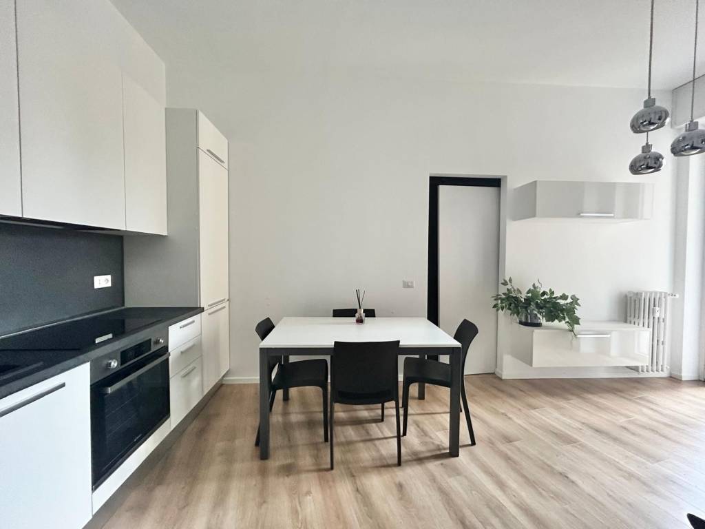 appartamento in affitto a Milano in zona Guastalla