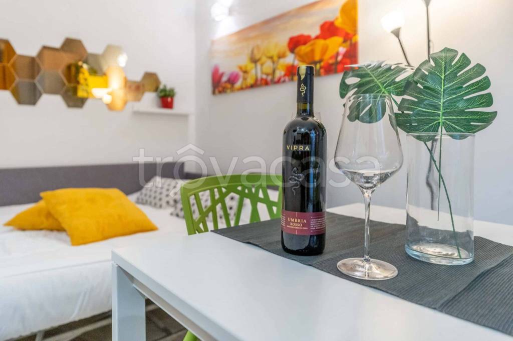 appartamento in affitto a Milano in zona Sant'Ambrogio