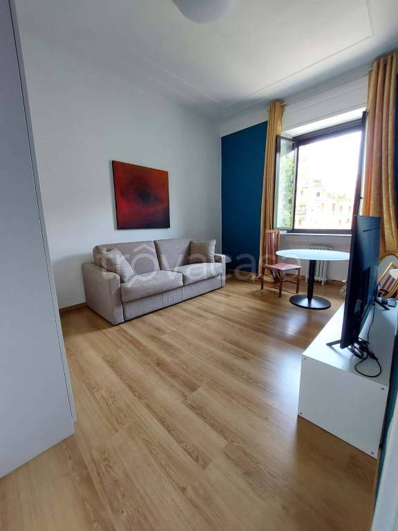 appartamento in affitto a Milano in zona Corvetto