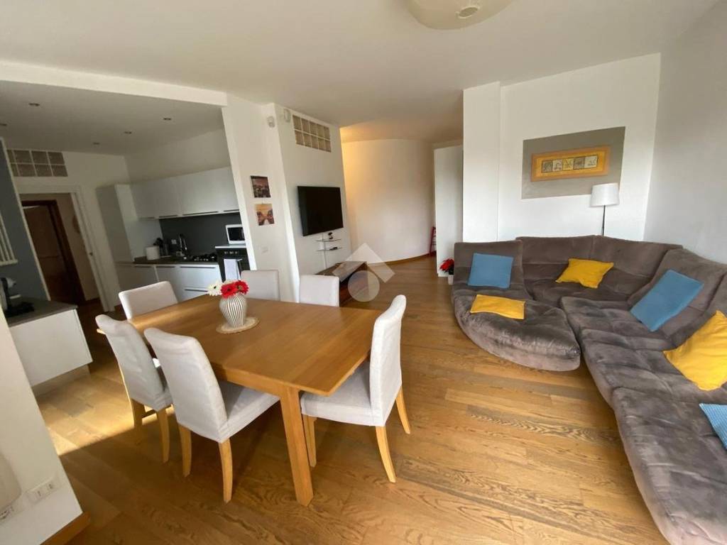 appartamento in affitto a Milano in zona Porta Genova