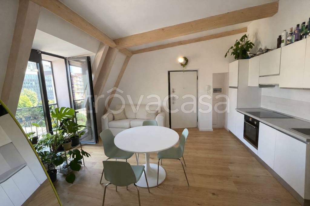 appartamento in affitto a Milano in zona Isola