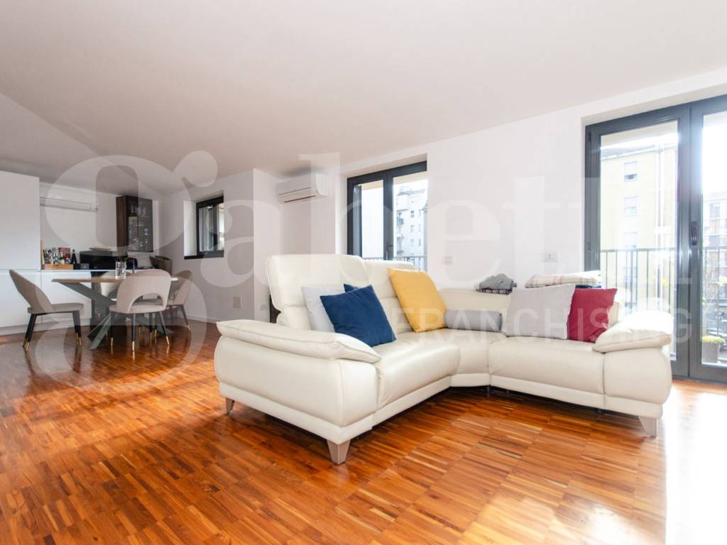 appartamento in affitto a Milano in zona Corsica