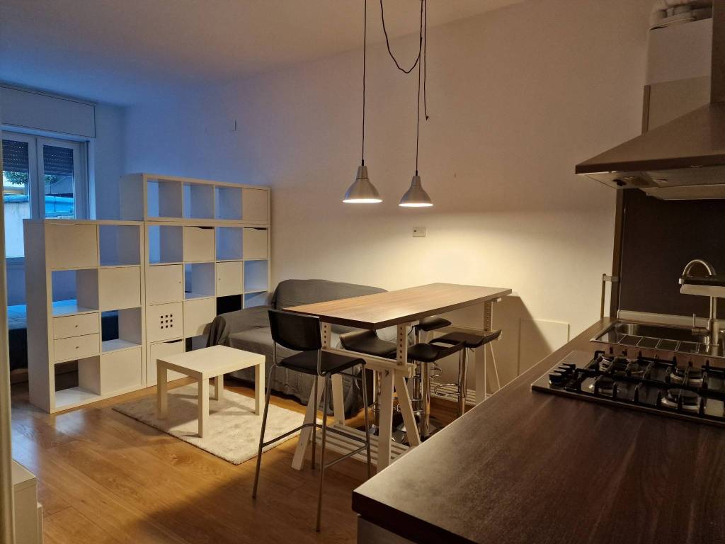 appartamento in affitto a Milano in zona Solari