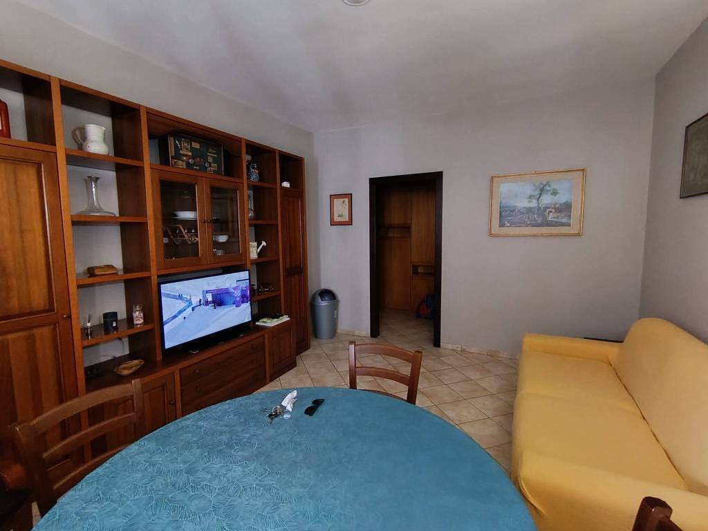 appartamento in affitto a Milano in zona Lorenteggio