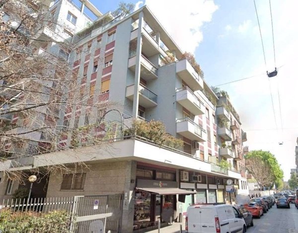 negozio in affitto a Milano in zona Porta Romana