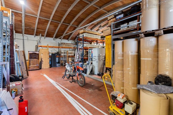 capannone in affitto a Milano in zona Precotto