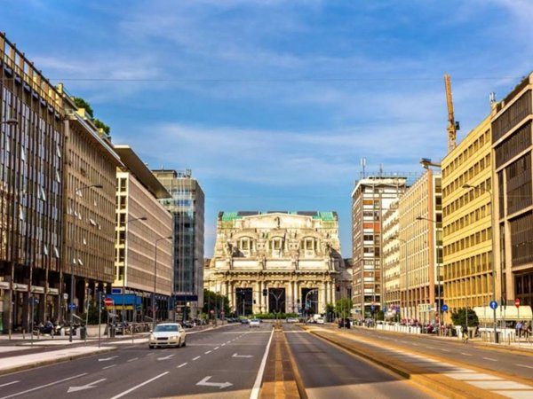 negozio in affitto a Milano in zona Isola