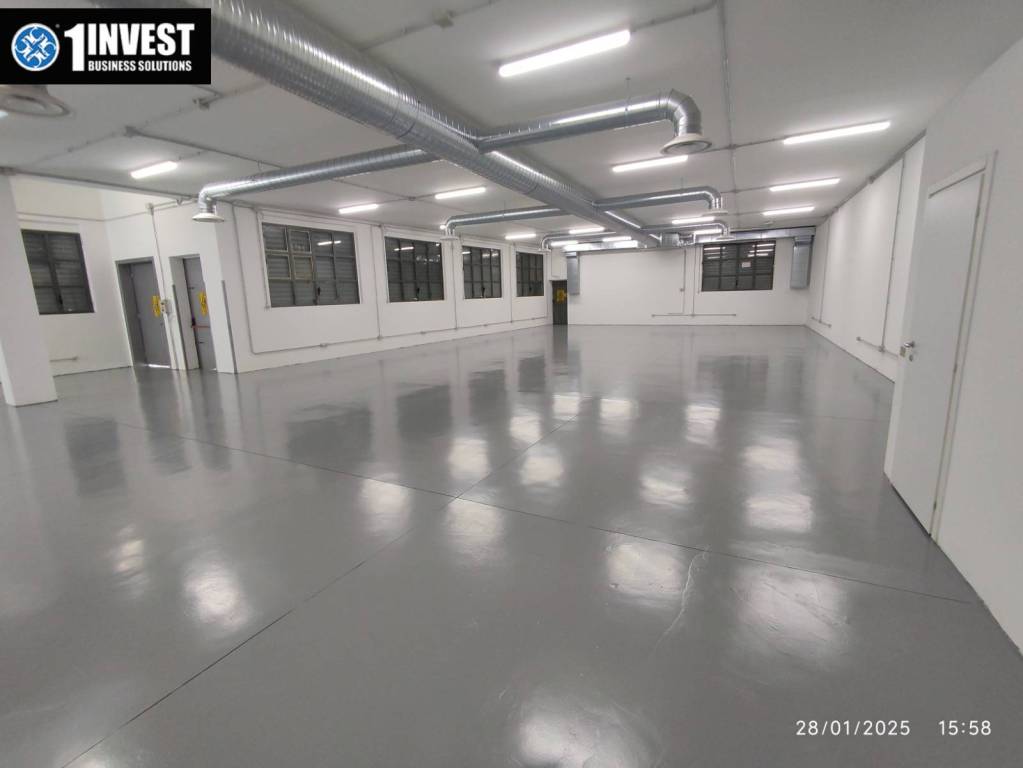 locale commerciale in affitto a Milano in zona Musocco