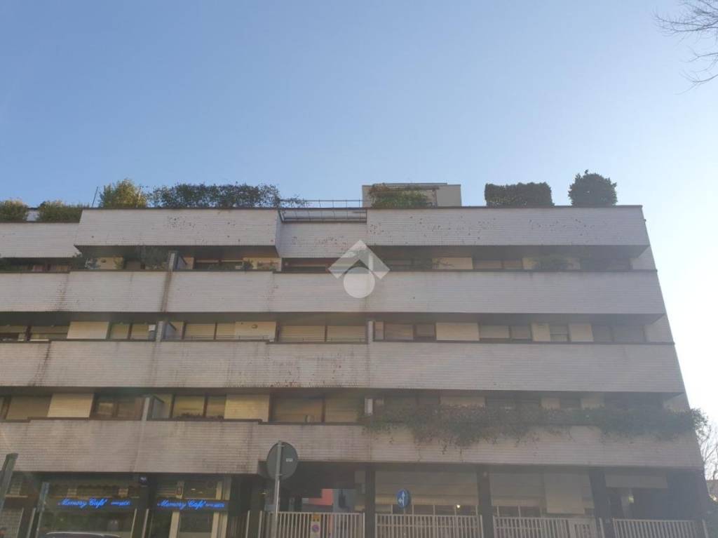 appartamento in affitto a Milano in zona Isola