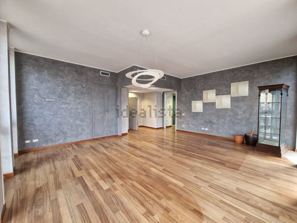 ufficio in affitto a Milano in zona Centro Direzionale